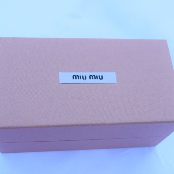 Miu Miu Sunglasses Case, Pink Velvet Clamshell,Boxed, Gray Cloth, Drawstring Bag - Picture 2 of 12